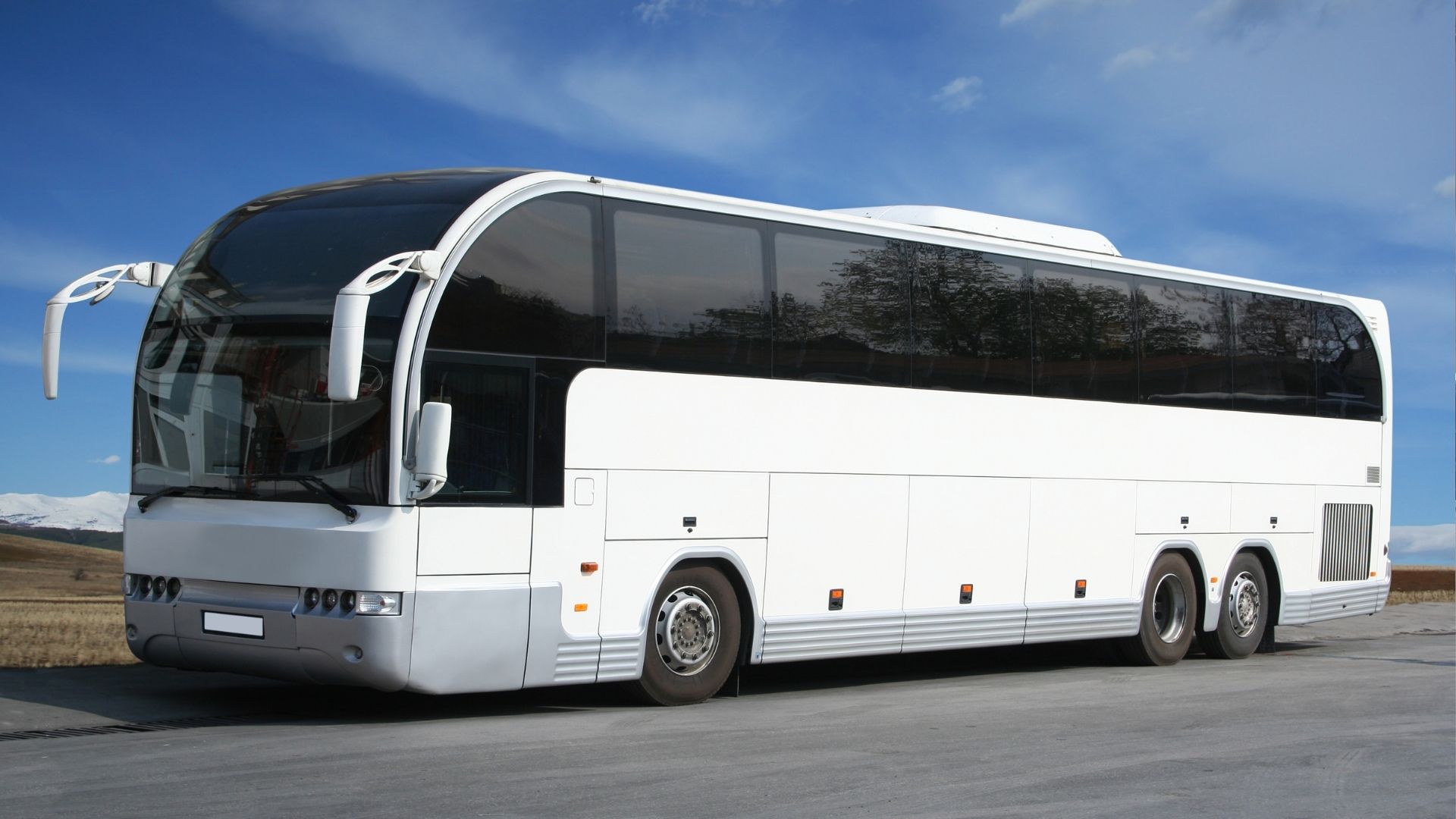 Turizm taşımacılığında kullanılan otobüs